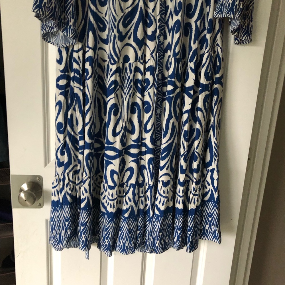 Dress Blue and White Patterned